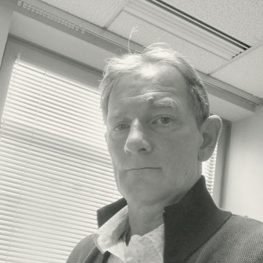 Francis Chouah, gérant de DIAG PEINTURE CONSEIL